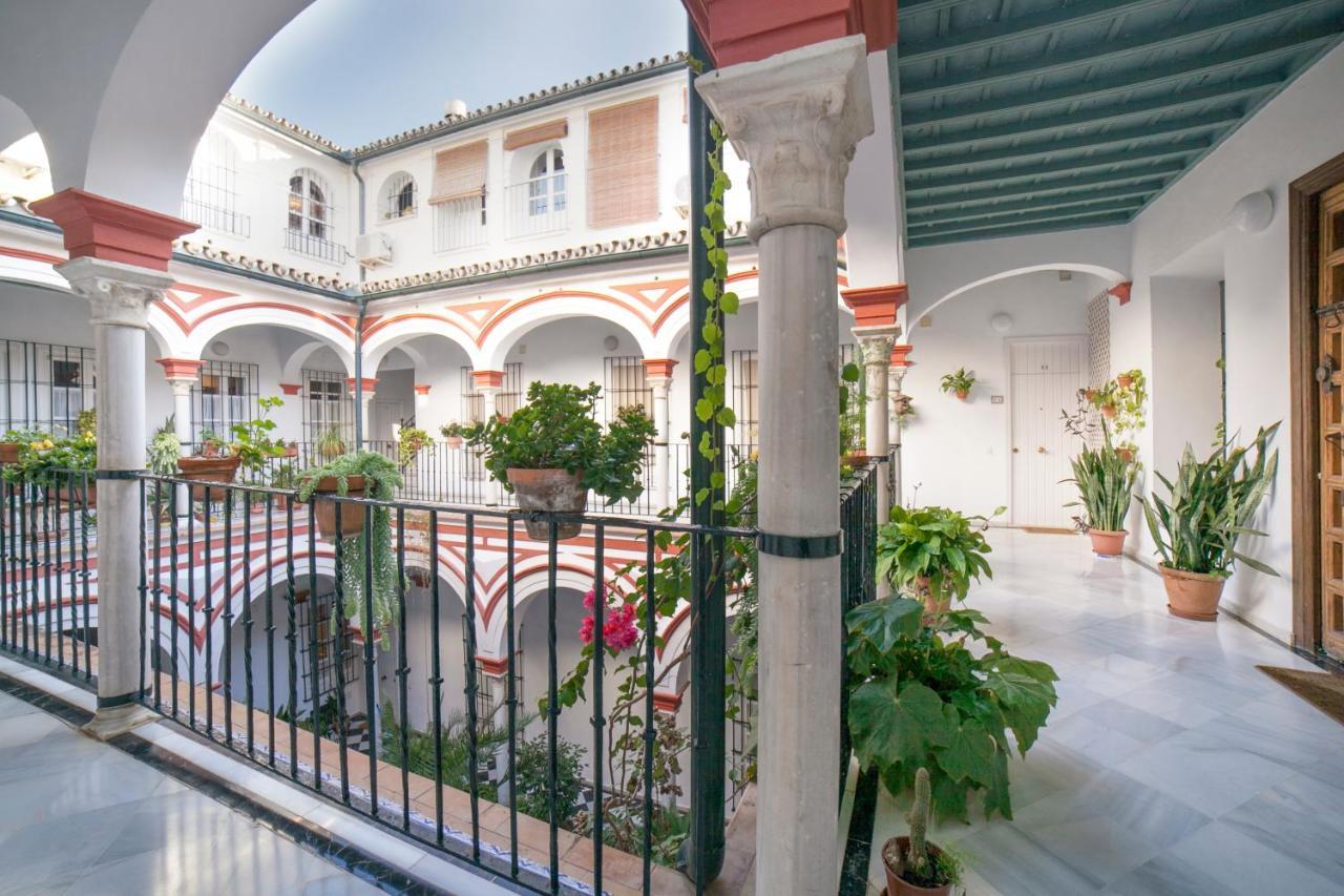 Alohamundi Alfalfa Seville Exterior photo